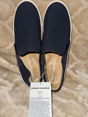 Amazon Essentials Navy Canvas Slip-On Shoes with Cream Trim